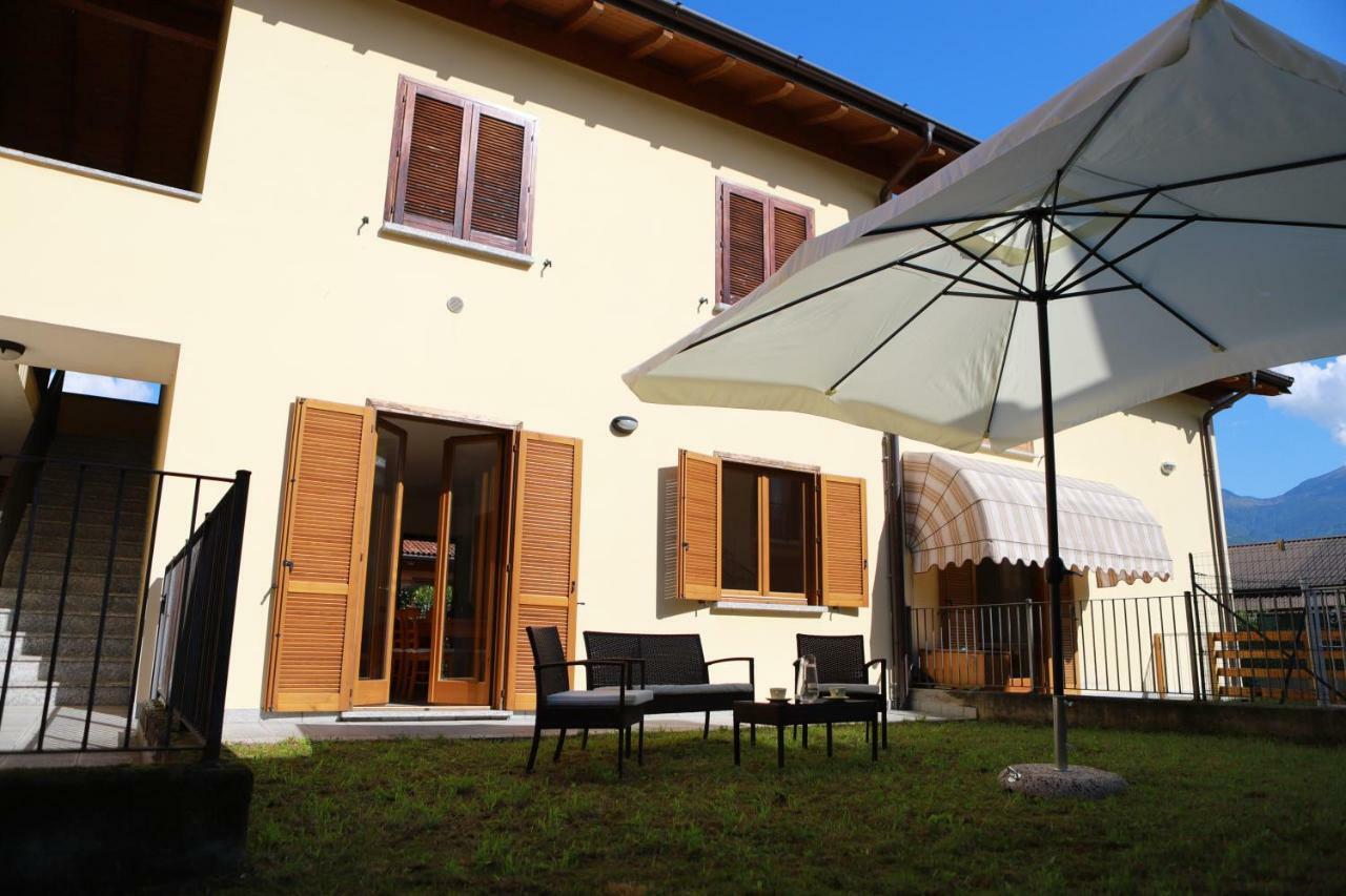 Casa "Giardino Sulla Baia" Apartment Colico Exterior photo